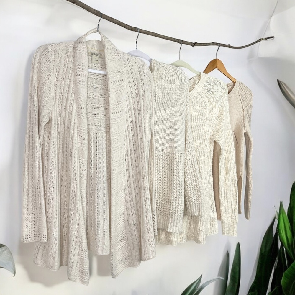 Bundle of Sweaters and Cardigan Size M 4 pieces